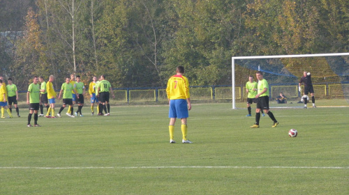 Pogoń Leżajsk - Żurawianka Żurawica (3:1), 29.10.2011 r. - IV liga podkarpacka #IVLiga #lezajsk #lezajsktm #leżajsk #PiłkaNożna #pogon #pogoń #PogońLeżajsk #seniorzy #sport #żurawianka #ŻurawiankaŻurawica #żurawica