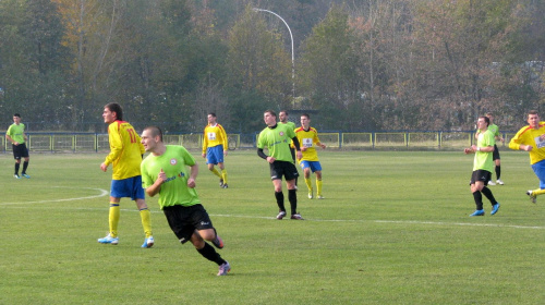 Pogoń Leżajsk - Żurawianka Żurawica (3:1), 29.10.2011 r. - IV liga podkarpacka #IVLiga #lezajsk #lezajsktm #leżajsk #PiłkaNożna #pogon #pogoń #PogońLeżajsk #seniorzy #sport #żurawianka #ŻurawiankaŻurawica #żurawica