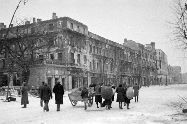 Warsaw Jan-Feb_1945
