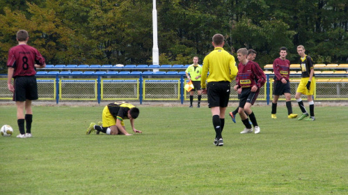 Pogoń Leżajsk - Sokół Nisko, 30.10.2011 r. - II liga podkarpacka juniorów starszych i młodszych #juniorzy #lezajsk #lezajsktm #leżajsk #nisko #PiłkaNożna #pogon #pogoń #PogońLeżajsk #SokółSokółNisko #sport