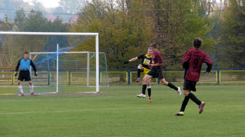 Pogoń Leżajsk - Sokół Nisko, 30.10.2011 r. - II liga podkarpacka juniorów starszych i młodszych #juniorzy #lezajsk #lezajsktm #leżajsk #nisko #PiłkaNożna #pogon #pogoń #PogońLeżajsk #SokółSokółNisko #sport