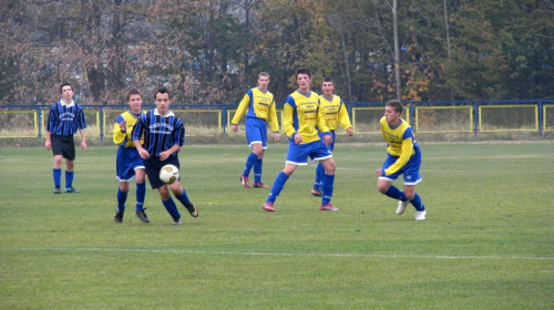 Pogoń Leżajsk - Sokół Nisko, 30.10.2011 r. - II liga podkarpacka juniorów starszych i młodszych #juniorzy #lezajsk #lezajsktm #leżajsk #nisko #PiłkaNożna #pogon #pogoń #PogońLeżajsk #SokółSokółNisko #sport