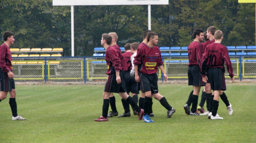 Pogoń Leżajsk - Sokół Nisko, 30.10.2011 r. - II liga podkarpacka juniorów starszych i młodszych #juniorzy #lezajsk #lezajsktm #leżajsk #nisko #PiłkaNożna #pogon #pogoń #PogońLeżajsk #SokółSokółNisko #sport