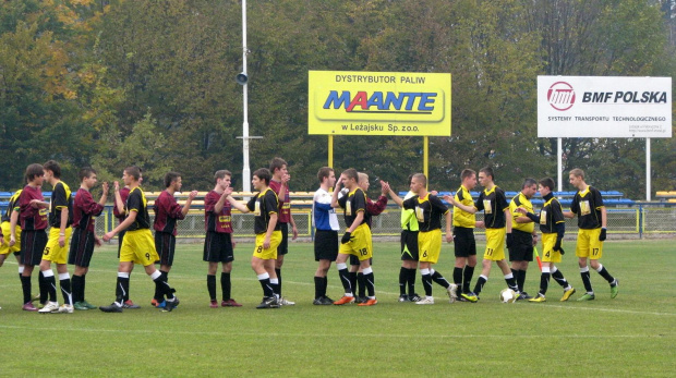 Pogoń Leżajsk - Sokół Nisko, 30.10.2011 r. - II liga podkarpacka juniorów starszych i młodszych #juniorzy #lezajsk #lezajsktm #leżajsk #nisko #PiłkaNożna #pogon #pogoń #PogońLeżajsk #SokółSokółNisko #sport