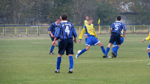 Pogoń Leżajsk - Sokół Nisko, 30.10.2011 r. - II liga podkarpacka juniorów starszych i młodszych #juniorzy #lezajsk #lezajsktm #leżajsk #nisko #PiłkaNożna #pogon #pogoń #PogońLeżajsk #SokółSokółNisko #sport