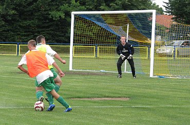 Pogoń Leżajsk (juniorzy) - Staromieszczanka Stare Miasto (seniorzy) 1:6 - sparing 26.07.2012 r. #lezajsk #lezajsktm #leżajsk #PiłkaNożna #pogon #PogonLezajsk #pogoń #PogońLeżajsk #sport #StareMiasto #staromieszczanka