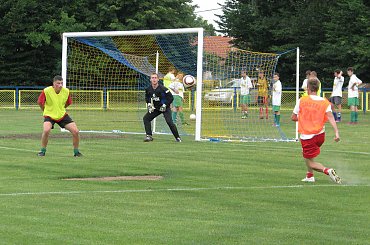 Pogoń Leżajsk (juniorzy) - Staromieszczanka Stare Miasto (seniorzy) 1:6 - sparing 26.07.2012 r. #lezajsk #lezajsktm #leżajsk #PiłkaNożna #pogon #PogonLezajsk #pogoń #PogońLeżajsk #sport #StareMiasto #staromieszczanka