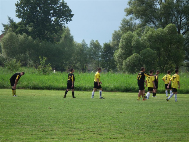 Beskid vs Polanka
Sparing #Beskid #Polanka #piłka #nożna