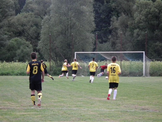 Beskid vs Polanka
Sparing #Beskid #Polanka #piłka #nożna