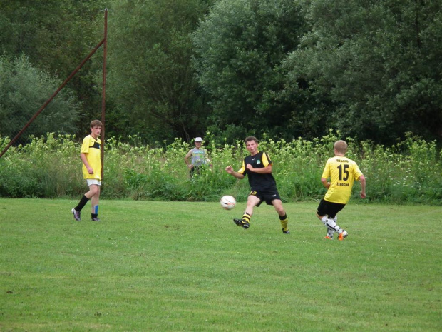 Beskid vs Polanka
Sparing #Beskid #Polanka #piłka #nożna