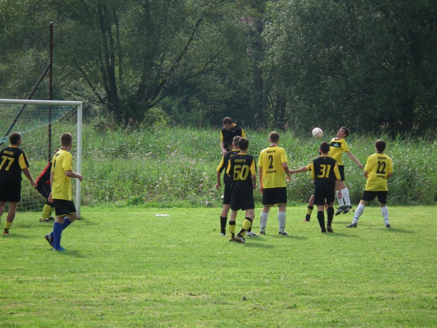 Beskid vs Polanka
Sparing #Beskid #Polanka #piłka #nożna