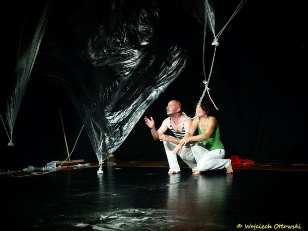 7. suwalskie Teatr-Akcje, spektakl dla dzieci Podłogowo. MDK, 31 lipca 2012 #dzieci #spektakl