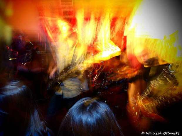 Koncert zespołów: Bifrost i Noisy Gasoline; Suwałki, Pub Komin, 11 sierpnia 2012 #PubKomin