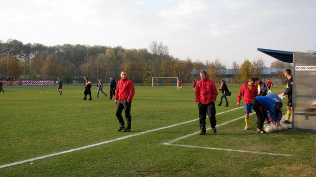 POGOŃ LEŻAJSK - ORZEŁ PRZEWORSK (1:2), 05.11.2011 r. - IV liga podkarpacka #IVLiga #lezajsk #lezajsktm #leżajsk #orzeł #OrzełPrzeworsk #PiłkaNożna #pogon #pogoń #PogońLeżajsk #przeworsk #sport