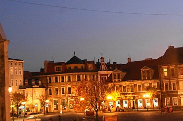 Gniezno nocą 1 listopada 2011 #Gniezno #rafiński #xnifar