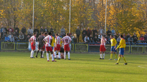 POGOŃ LEŻAJSK - ORZEŁ PRZEWORSK (1:2), 05.11.2011 r. - IV liga podkarpacka #IVLiga #lezajsk #lezajsktm #leżajsk #orzeł #OrzełPrzeworsk #PiłkaNożna #pogon #pogoń #PogońLeżajsk #przeworsk #sport