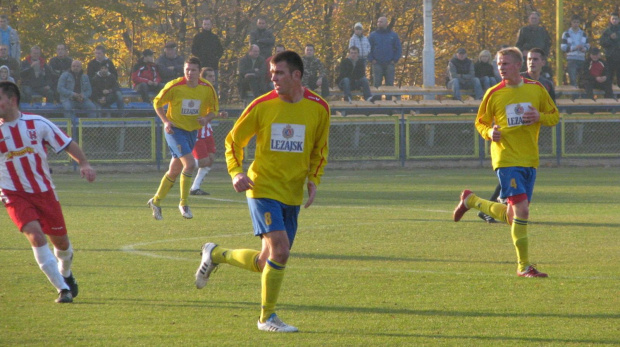 POGOŃ LEŻAJSK - ORZEŁ PRZEWORSK (1:2), 05.11.2011 r. - IV liga podkarpacka #IVLiga #lezajsk #lezajsktm #leżajsk #orzeł #OrzełPrzeworsk #PiłkaNożna #pogon #pogoń #PogońLeżajsk #przeworsk #sport