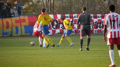 POGOŃ LEŻAJSK - ORZEŁ PRZEWORSK (1:2), 05.11.2011 r. - IV liga podkarpacka #IVLiga #lezajsk #lezajsktm #leżajsk #orzeł #OrzełPrzeworsk #PiłkaNożna #pogon #pogoń #PogońLeżajsk #przeworsk #sport