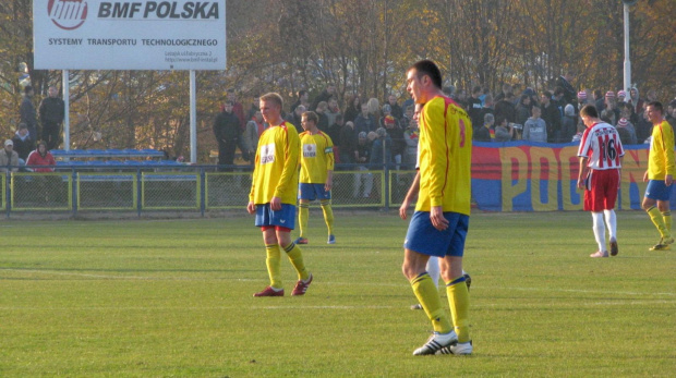 POGOŃ LEŻAJSK - ORZEŁ PRZEWORSK (1:2), 05.11.2011 r. - IV liga podkarpacka #IVLiga #lezajsk #lezajsktm #leżajsk #orzeł #OrzełPrzeworsk #PiłkaNożna #pogon #pogoń #PogońLeżajsk #przeworsk #sport