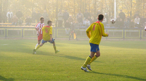 POGOŃ LEŻAJSK - ORZEŁ PRZEWORSK (1:2), 05.11.2011 r. - IV liga podkarpacka #IVLiga #lezajsk #lezajsktm #leżajsk #orzeł #OrzełPrzeworsk #PiłkaNożna #pogon #pogoń #PogońLeżajsk #przeworsk #sport