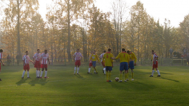 POGOŃ LEŻAJSK - ORZEŁ PRZEWORSK (1:2), 05.11.2011 r. - IV liga podkarpacka #IVLiga #lezajsk #lezajsktm #leżajsk #orzeł #OrzełPrzeworsk #PiłkaNożna #pogon #pogoń #PogońLeżajsk #przeworsk #sport