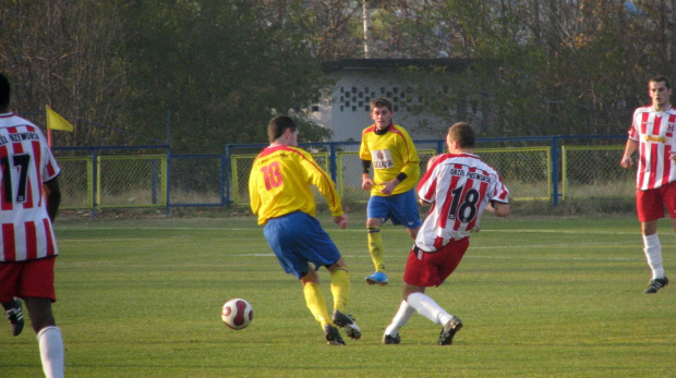 POGOŃ LEŻAJSK - ORZEŁ PRZEWORSK (1:2), 05.11.2011 r. - IV liga podkarpacka #IVLiga #lezajsk #lezajsktm #leżajsk #orzeł #OrzełPrzeworsk #PiłkaNożna #pogon #pogoń #PogońLeżajsk #przeworsk #sport