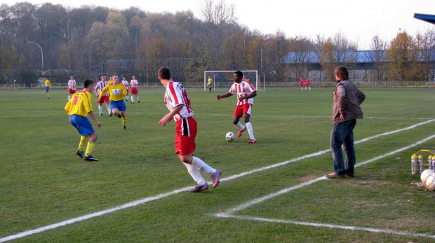 POGOŃ LEŻAJSK - ORZEŁ PRZEWORSK (1:2), 05.11.2011 r. - IV liga podkarpacka #IVLiga #lezajsk #lezajsktm #leżajsk #orzeł #OrzełPrzeworsk #PiłkaNożna #pogon #pogoń #PogońLeżajsk #przeworsk #sport