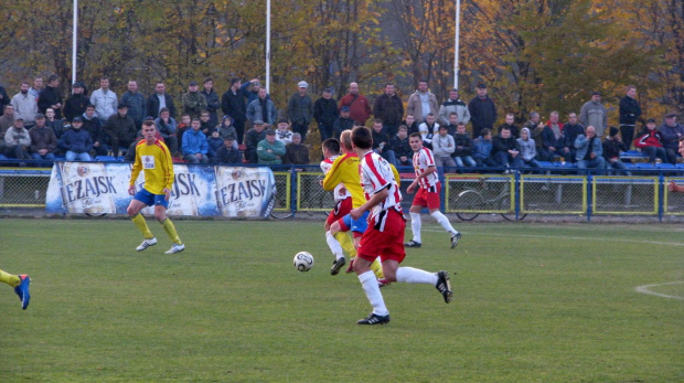 POGOŃ LEŻAJSK - ORZEŁ PRZEWORSK (1:2), 05.11.2011 r. - IV liga podkarpacka #IVLiga #lezajsk #lezajsktm #leżajsk #orzeł #OrzełPrzeworsk #PiłkaNożna #pogon #pogoń #PogońLeżajsk #przeworsk #sport