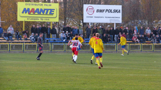 POGOŃ LEŻAJSK - ORZEŁ PRZEWORSK (1:2), 05.11.2011 r. - IV liga podkarpacka #IVLiga #lezajsk #lezajsktm #leżajsk #orzeł #OrzełPrzeworsk #PiłkaNożna #pogon #pogoń #PogońLeżajsk #przeworsk #sport