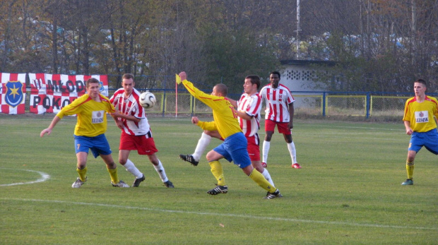 POGOŃ LEŻAJSK - ORZEŁ PRZEWORSK (1:2), 05.11.2011 r. - IV liga podkarpacka #IVLiga #lezajsk #lezajsktm #leżajsk #orzeł #OrzełPrzeworsk #PiłkaNożna #pogon #pogoń #PogońLeżajsk #przeworsk #sport