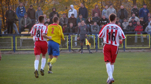 POGOŃ LEŻAJSK - ORZEŁ PRZEWORSK (1:2), 05.11.2011 r. - IV liga podkarpacka #IVLiga #lezajsk #lezajsktm #leżajsk #orzeł #OrzełPrzeworsk #PiłkaNożna #pogon #pogoń #PogońLeżajsk #przeworsk #sport