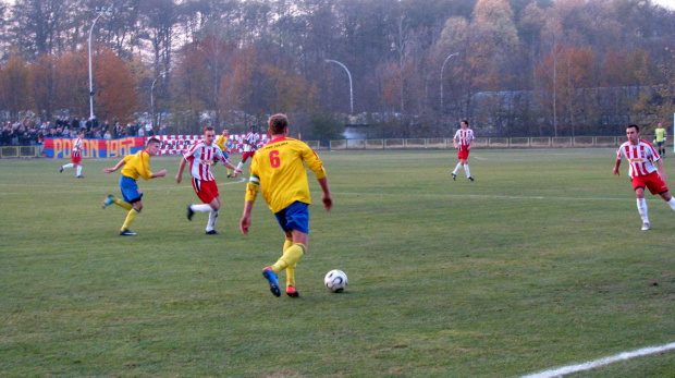 POGOŃ LEŻAJSK - ORZEŁ PRZEWORSK (1:2), 05.11.2011 r. - IV liga podkarpacka #IVLiga #lezajsk #lezajsktm #leżajsk #orzeł #OrzełPrzeworsk #PiłkaNożna #pogon #pogoń #PogońLeżajsk #przeworsk #sport