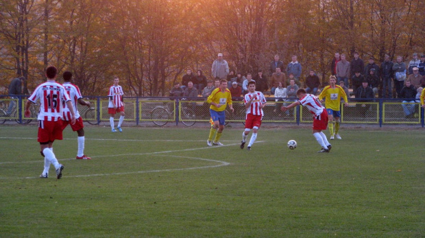 POGOŃ LEŻAJSK - ORZEŁ PRZEWORSK (1:2), 05.11.2011 r. - IV liga podkarpacka #IVLiga #lezajsk #lezajsktm #leżajsk #orzeł #OrzełPrzeworsk #PiłkaNożna #pogon #pogoń #PogońLeżajsk #przeworsk #sport