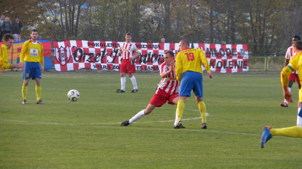 POGOŃ LEŻAJSK - ORZEŁ PRZEWORSK (1:2), 05.11.2011 r. - IV liga podkarpacka #IVLiga #lezajsk #lezajsktm #leżajsk #orzeł #OrzełPrzeworsk #PiłkaNożna #pogon #pogoń #PogońLeżajsk #przeworsk #sport