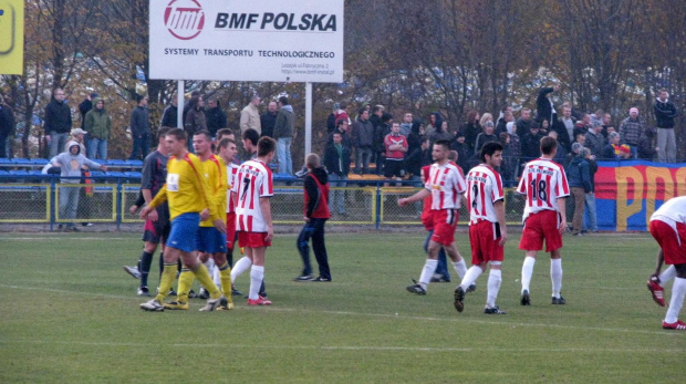 POGOŃ LEŻAJSK - ORZEŁ PRZEWORSK (1:2), 05.11.2011 r. - IV liga podkarpacka #IVLiga #lezajsk #lezajsktm #leżajsk #orzeł #OrzełPrzeworsk #PiłkaNożna #pogon #pogoń #PogońLeżajsk #przeworsk #sport