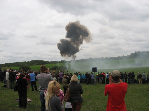 Rekonstrukcja bitwy 6 Dywizji Piechoty pod Narolem - ostrzał artylerii niemieckiej #TomaszówLubelski #rekonstrukcja #Narol