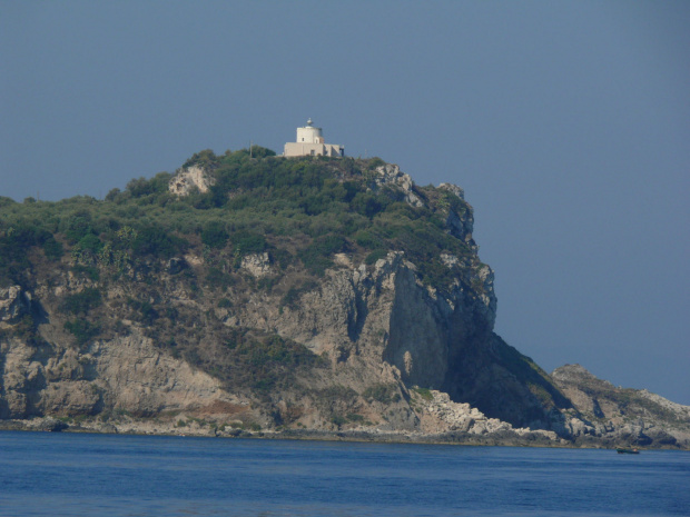 Capo Milazzo - latarnia z XVIII w. #Sycylia #Milazzo