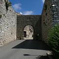 Erice - Porta Trapani, jedna z trzech bram w potężnych murach miejskich #Sycylia #Erice