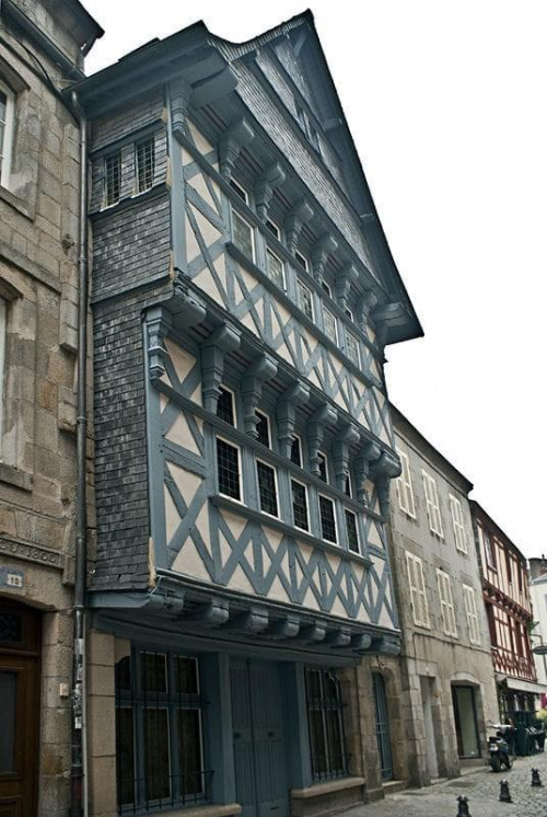 Quimper