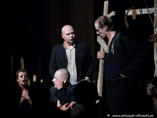 Spektakl Teatru Wierszalin „Raport o końcu świata”, Sejny, Biała Synagoga, 05.10.2012 #BiałaSynagoga #Sejny #Spektakl #Teatr #Wierszalin