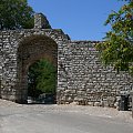 Erice - Porta Carmine w murach obronnych #Sycylia #Erice