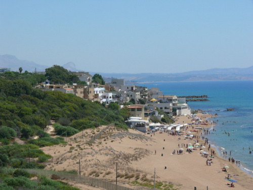 Widok na plażę w Marinelli #Sycylia #Selinunte