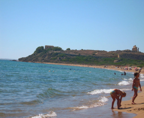 Widok z plaży w Marinelli na Selinunt #Sycylia #Marinella