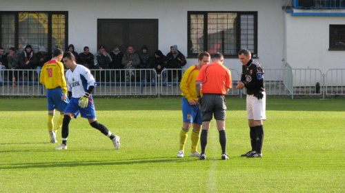 Piast Tuczempy - Pogoń Leżajsk (1:1), 11.11.2011 r. - IV liga podkarpacka #IVLiga #lezajsk #lezajsktm #leżajsk #piast #PiłkaNożna #pogon #pogoń #PogońLeżajsk #seniorzy #sport #tuczempy