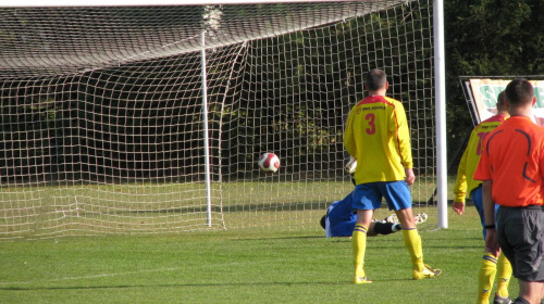 Piast Tuczempy - Pogoń Leżajsk (1:1), 11.11.2011 r. - IV liga podkarpacka #IVLiga #lezajsk #lezajsktm #leżajsk #piast #PiłkaNożna #pogon #pogoń #PogońLeżajsk #seniorzy #sport #tuczempy