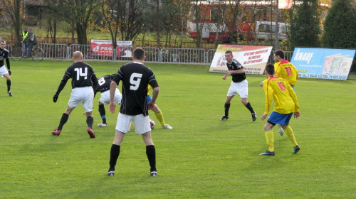 Piast Tuczempy - Pogoń Leżajsk (1:1), 11.11.2011 r. - IV liga podkarpacka #IVLiga #lezajsk #lezajsktm #leżajsk #piast #PiłkaNożna #pogon #pogoń #PogońLeżajsk #seniorzy #sport #tuczempy