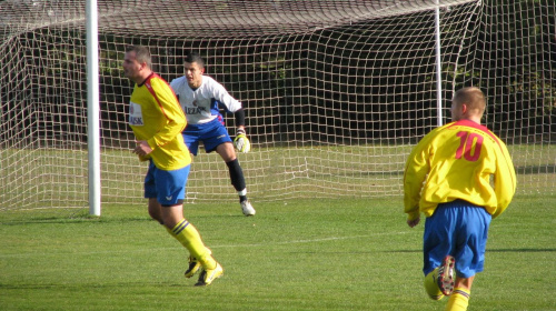 Piast Tuczempy - Pogoń Leżajsk (1:1), 11.11.2011 r. - IV liga podkarpacka #IVLiga #lezajsk #lezajsktm #leżajsk #piast #PiłkaNożna #pogon #pogoń #PogońLeżajsk #seniorzy #sport #tuczempy