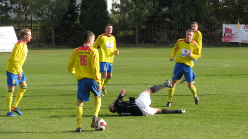 Piast Tuczempy - Pogoń Leżajsk (1:1), 11.11.2011 r. - IV liga podkarpacka #IVLiga #lezajsk #lezajsktm #leżajsk #piast #PiłkaNożna #pogon #pogoń #PogońLeżajsk #seniorzy #sport #tuczempy