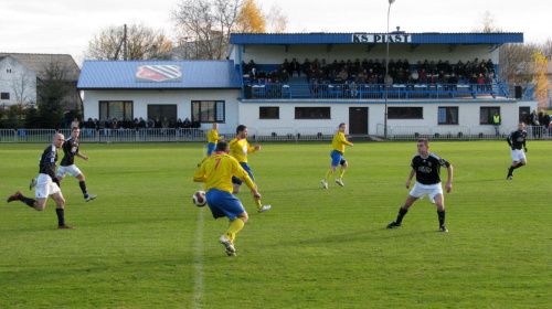 Piast Tuczempy - Pogoń Leżajsk (1:1), 11.11.2011 r. - IV liga podkarpacka #IVLiga #lezajsk #lezajsktm #leżajsk #piast #PiłkaNożna #pogon #pogoń #PogońLeżajsk #seniorzy #sport #tuczempy