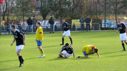 Piast Tuczempy - Pogoń Leżajsk (1:1), 11.11.2011 r. - IV liga podkarpacka #IVLiga #lezajsk #lezajsktm #leżajsk #piast #PiłkaNożna #pogon #pogoń #PogońLeżajsk #seniorzy #sport #tuczempy